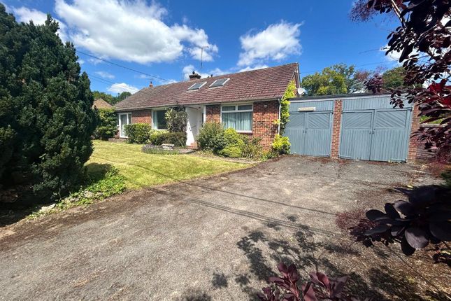 Thumbnail Bungalow for sale in Henley Street, Luddesdown, Kent