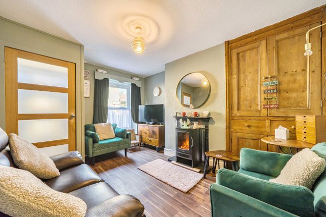 32, Brickfield Street, Powys photo 2