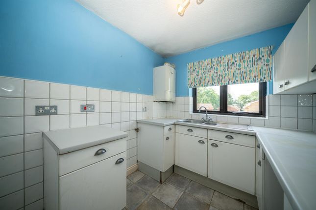 3, Holme Place, Hemel Hempstead photo 4