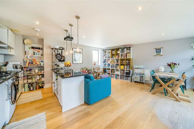 2-bed flat on Flat 7, 88, Stockwell Road, London, £500,000