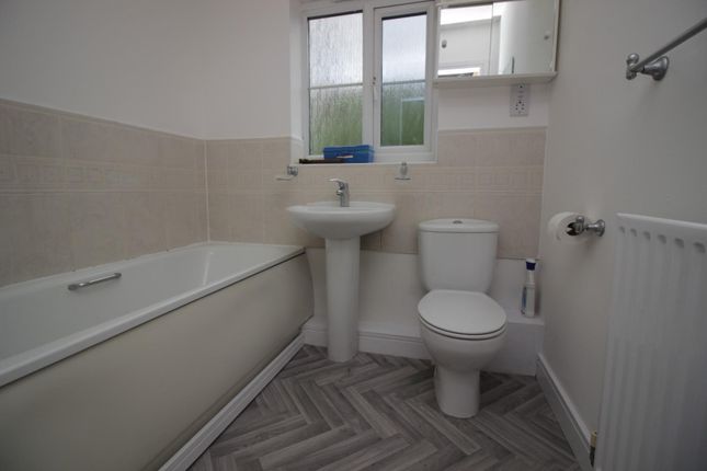 Apartment 3, Belgrave Court, Belgrave Road, Darwen photo 4