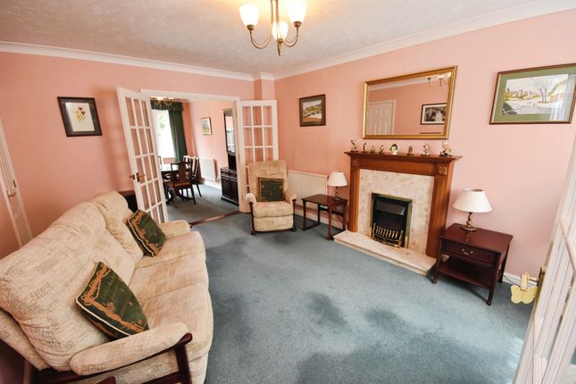 14, Wood Way, Braintree photo 4