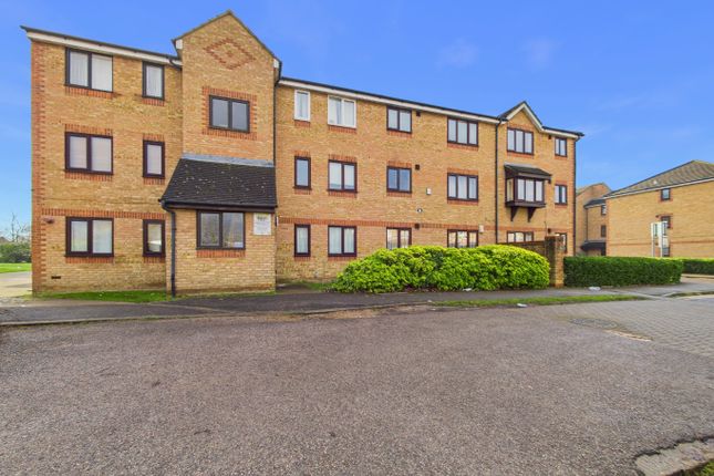 1-bed flat on 63, Danbury Crescent, South Ockendon, £170,000