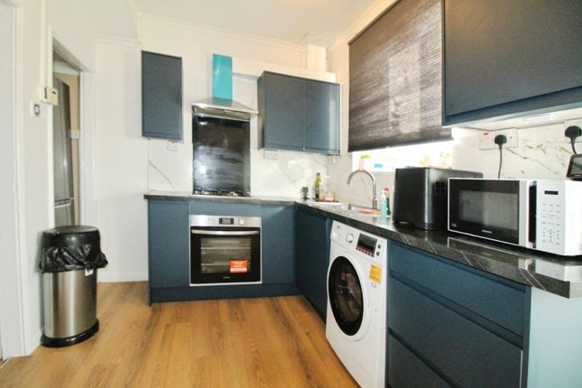 5, Eastern Crescent, Sheffield photo 4