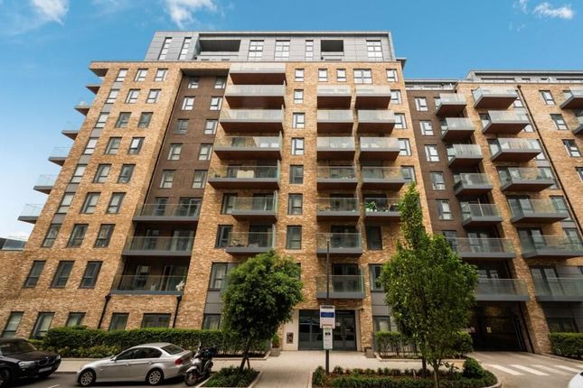 3-bed flat on 1, Caversham Road, London, £550,000
