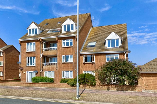Thumbnail Flat to rent in Benbow Avenue, Eastbourne, East Sussex