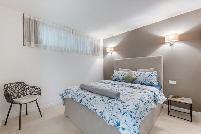 Apartment for sale in Portals Nous, South West, Mallorca