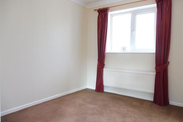 25, Mountbatten Road, BUNGAY photo 4