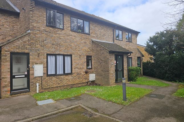 Thumbnail Flat for sale in Flat 16, Newlands, Old Hertford Road, Hatfield, Hertfordshire