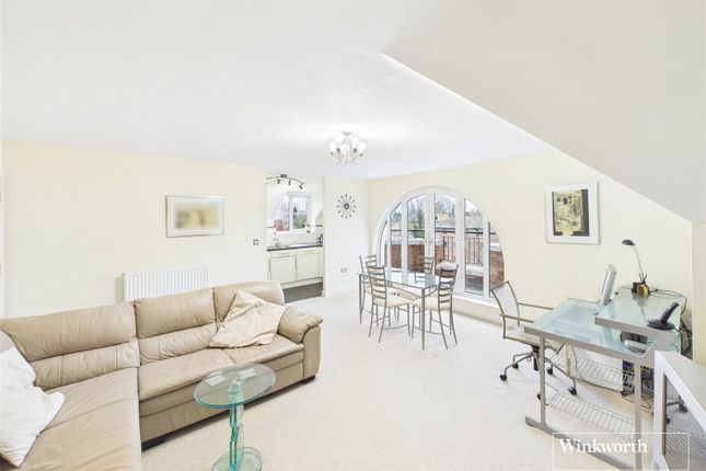 Flat 17, Stirling House, 55, Silver Street, Berkshire photo 3