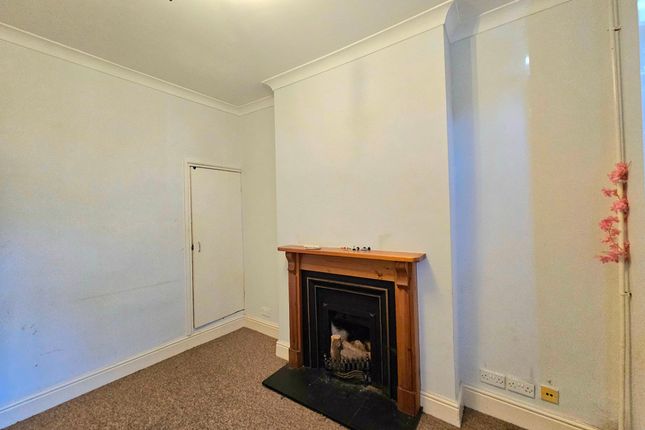 16 Frederick Road, Birmingham photo 2