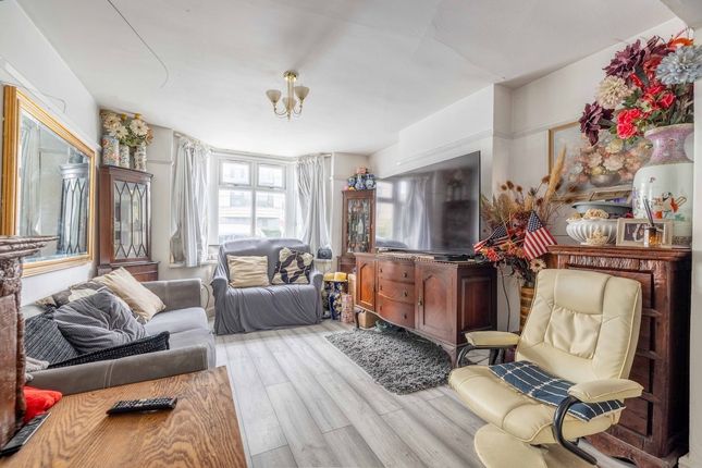 140, Windsor Road, Slough photo 3