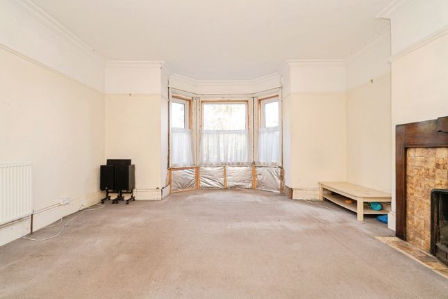 Flat 1, 34, Cromer Road, Norfolk photo 2