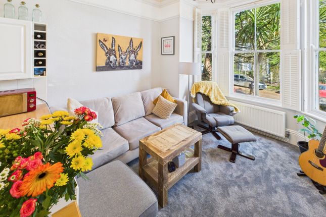 Flat 3, Oakburn Villa, Trewithen Road, Penzance photo 3