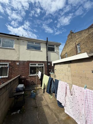 89, Sheridan Street, Bradford photo 4