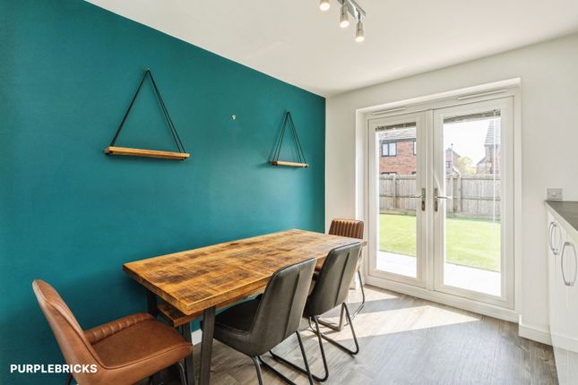 80, Bee Fold Lane, Atherton photo 4