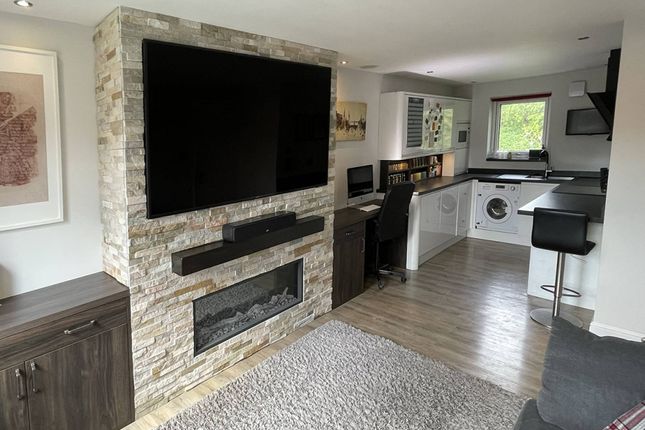 55/3 Orchard Brae Gardens, Edinburgh, EH4 2UQ photo 2