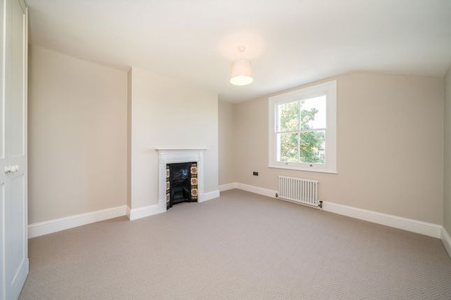 FFF, 14, Briarwood Road, London photo 4