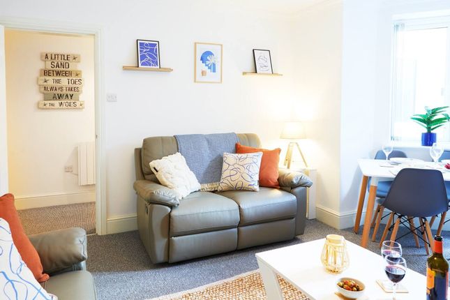 2-bed flat on Rutland Terrace, Rutland Terrace, Scarborough, £2,201/mo