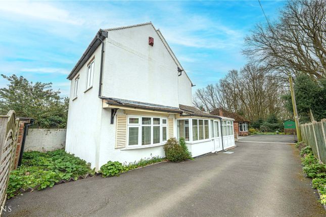11, Boot Hill, Atherstone photo 2