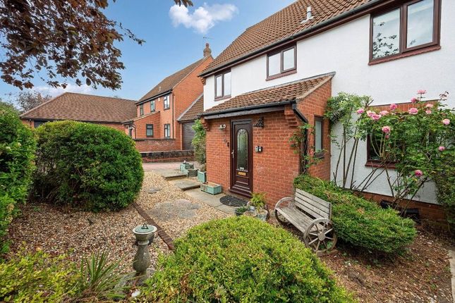 38, Astlethorpe, Milton Keynes photo 2