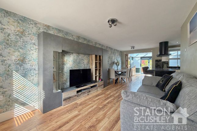 55 Foxglove Grove, Mansfield photo 2