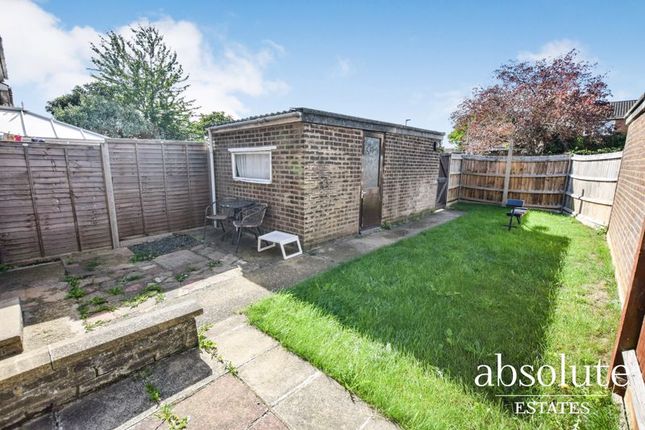 15, Lilac Walk, Bedford photo 4