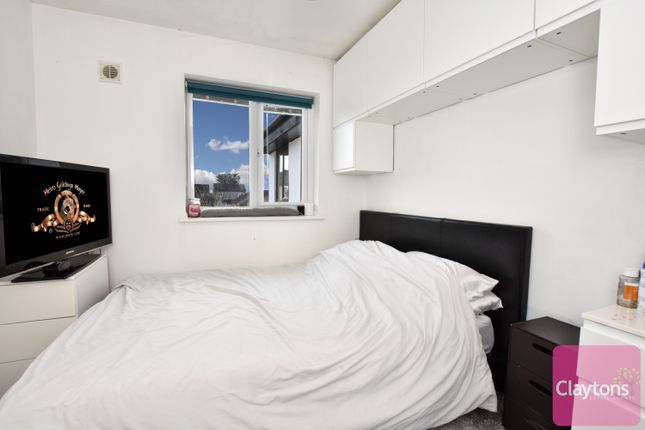 Flat for sale in Seaford House, Shirley Road, Abbots Langley