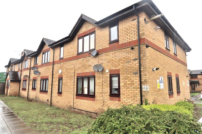 Thumbnail Flat for sale in Victoria Close, Cheshunt, One Bedroom Ground Floor