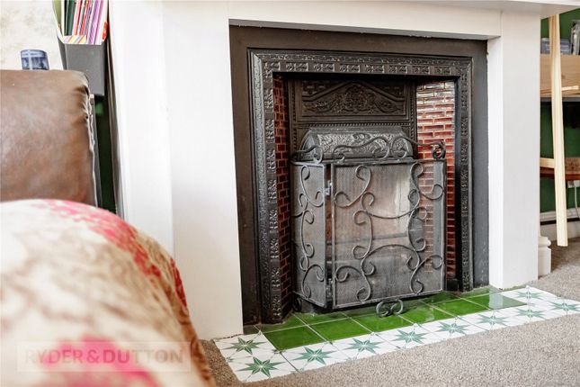 44, Currier Lane, Greater Manchester photo 4
