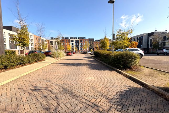 Monticello Way, Coventry photo 3