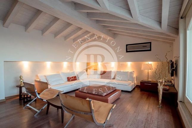 Villa for sale in Padenghe Sul Garda, Lombardy, 25080, Italy