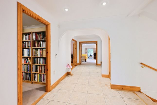 1, Oaklands Rise, WELWYN photo 3