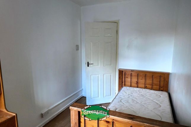 21 Reginald Road, Birmingham photo 3