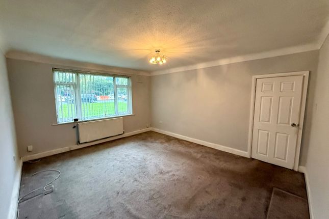 Flat 3, Grosvenor Court, Queens Drive, Liverpool photo 3