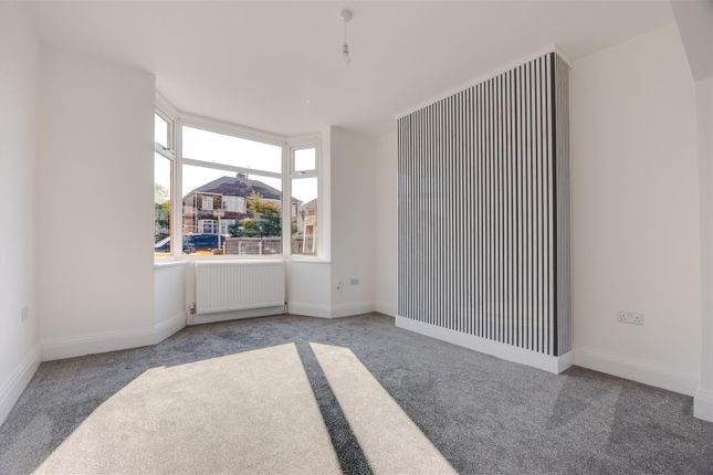 10, Highfield Avenue, Scunthorpe photo 5