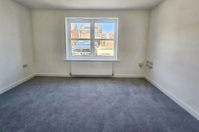 26, Oak Road, Deeside photo 4