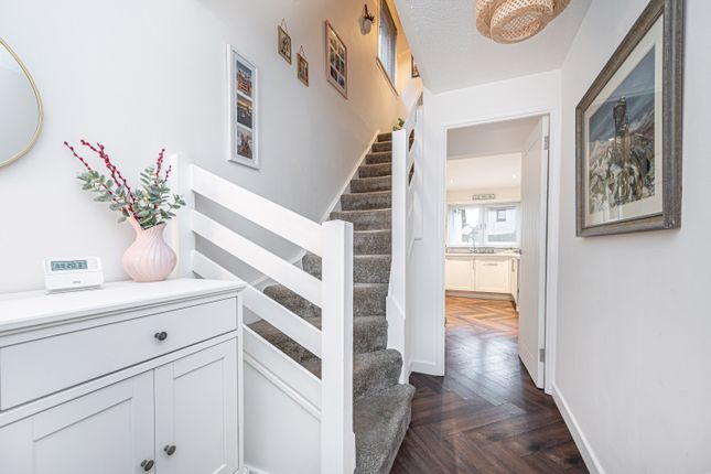 16, Morlich Place, Kinross photo 4