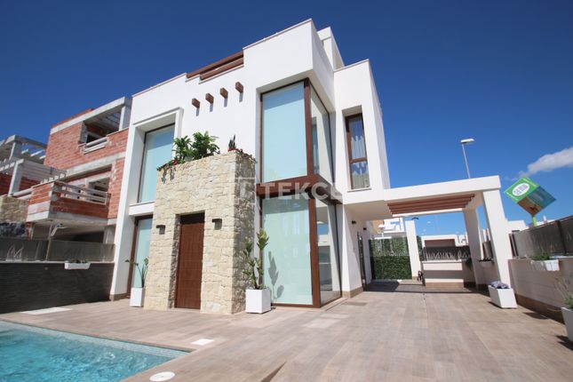 Detached house for sale in La Manga Del Mar Menor, Cartagena, Murcia, Spain