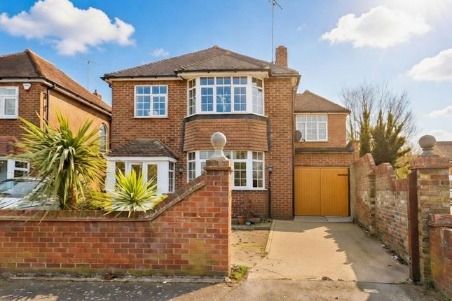 4-bed house on Marles, High Street, Uxbridge, £749,500