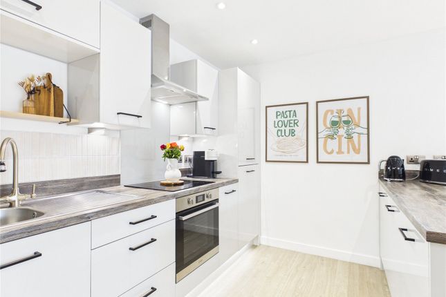 Apartment 27, Block A Crossings,, Park Green, Cheshire photo 4