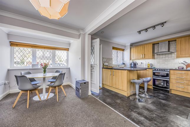17 Kingfishers, Fareham-Porticomarketing-Soldby-19