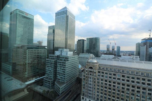 Flat to rent in No. 1 West India Quay, 26 Hertsmere Road, Canary Wharf, London