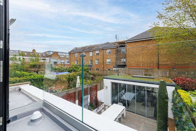 Terraced house to rent in Walham Grove, Fulham Broadway