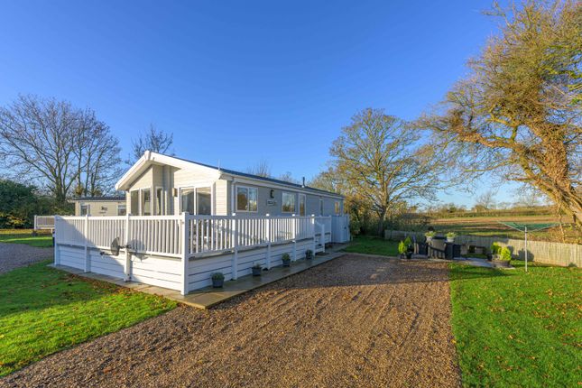Mobile/park home for sale in The Gunby Lake Holiday Park, Spilsby