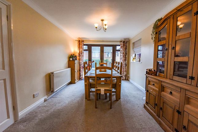 13, Elm Grove, Dursley photo 4