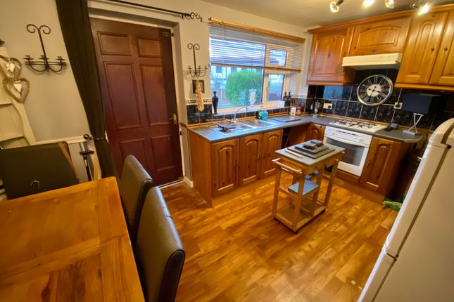 Semi-detached house for sale in Valley Road, Grantham