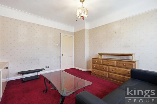 22B Cranborne Parade, Mutton Lane, Potters Bar photo 4