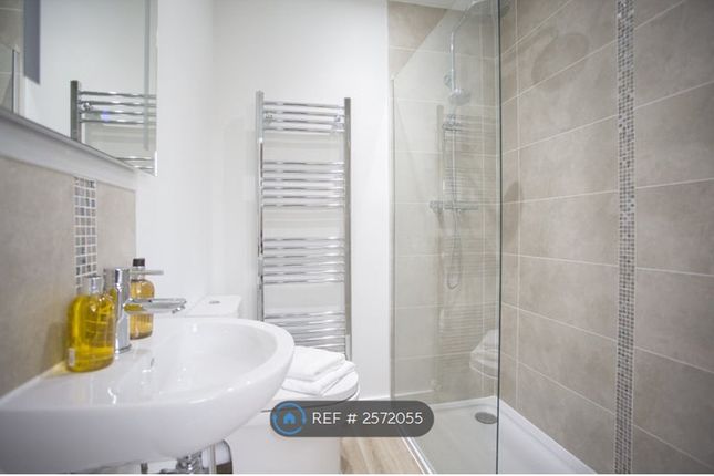 Example En Suite