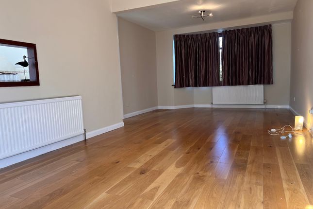 Thumbnail Terraced house to rent in Huxley Drive, Romford